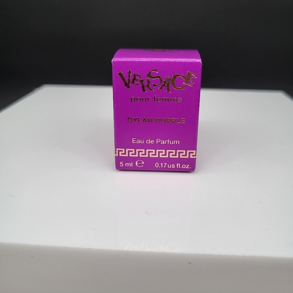 Versace Dylan Purple Eau de Parfum, 5ml, NIB - Picture 2 of 2